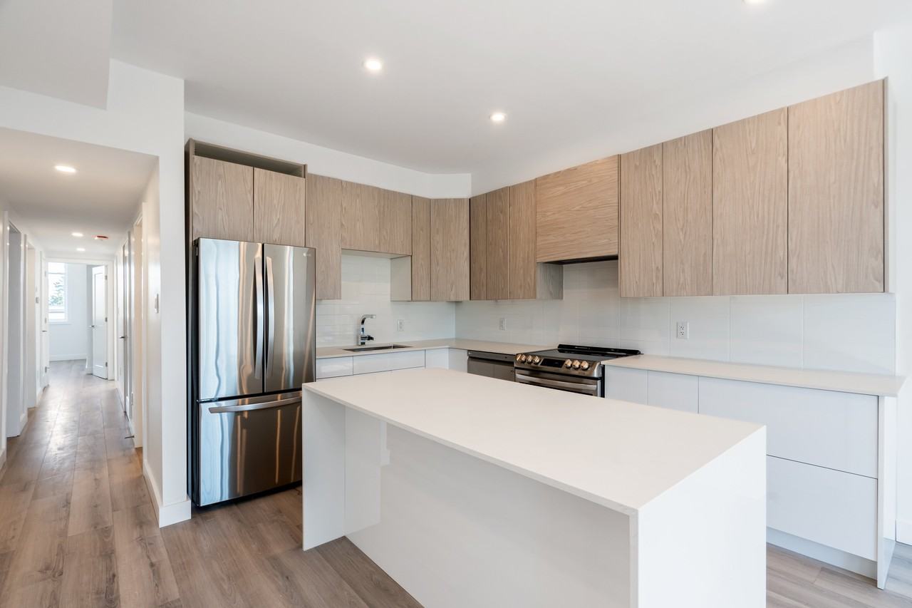 288 Duncairn Avenue #3 - Photo 2 of 10