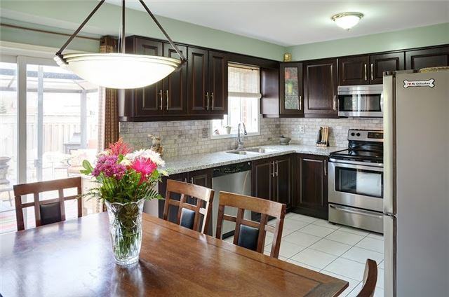 95 Bunchberry Way - Photo 3 of 13