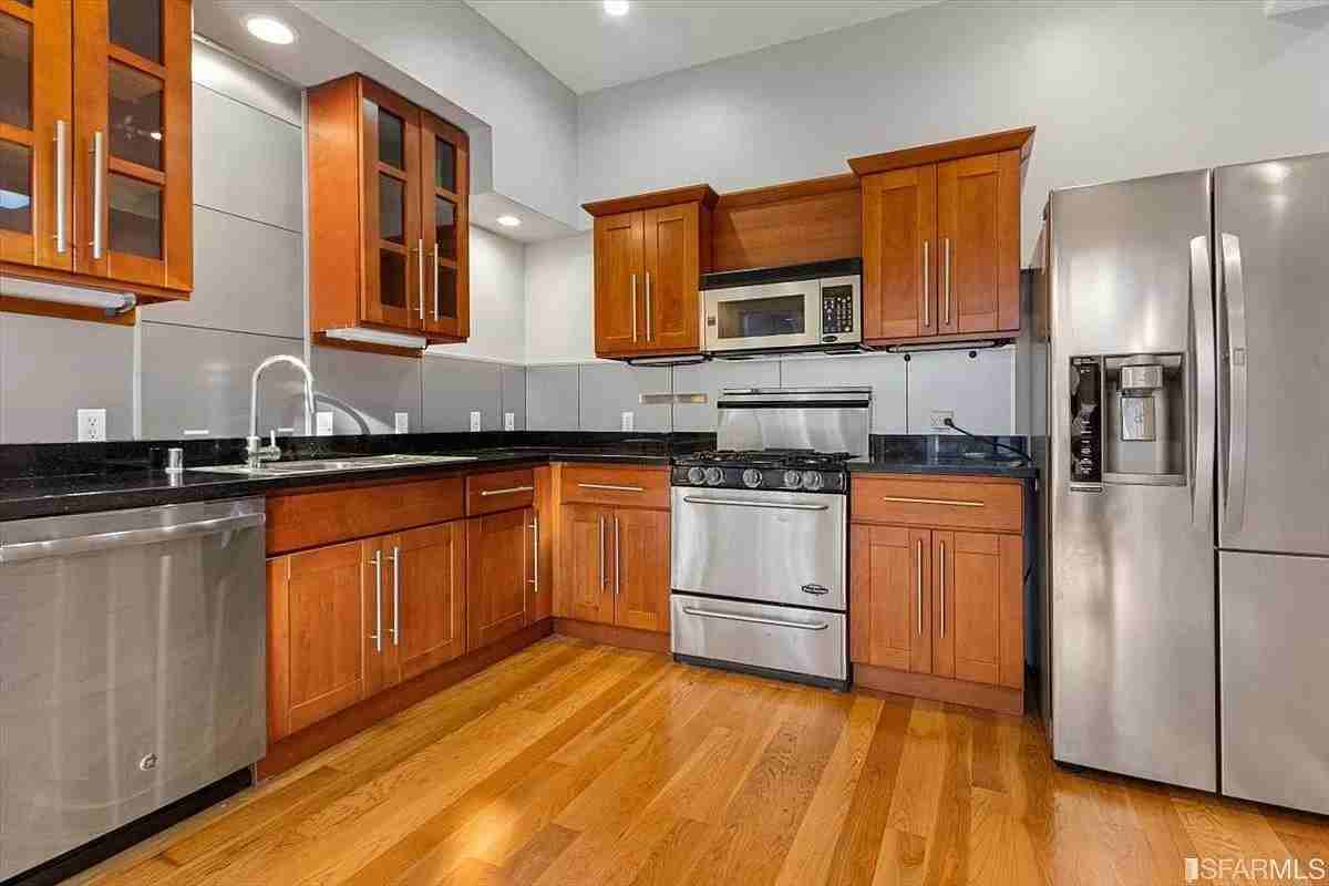 30 Bernice Street - Photo 3 of 14