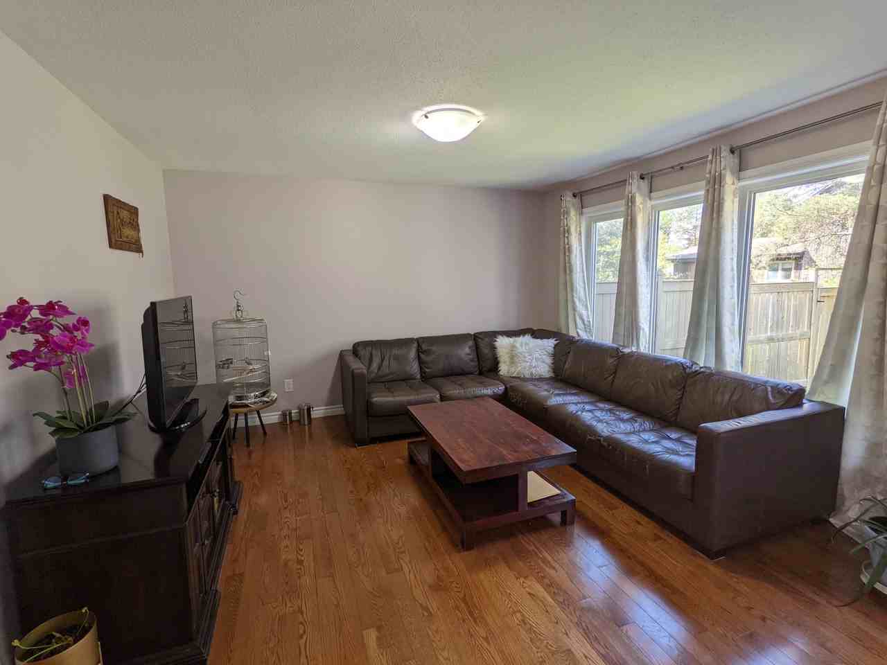 110 Grenadine Street - Photo 3 of 20