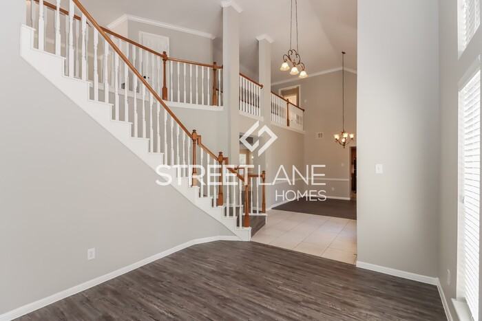 6311 Carissa Ct - Photo 3 of 15
