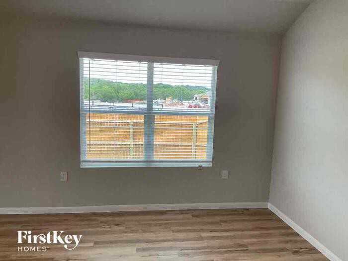 4402 Meadowland Pl - Photo 3 of 10