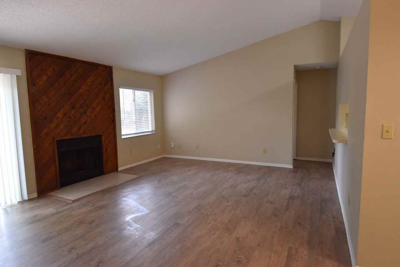 124 Alder Ct - Photo 3 of 9
