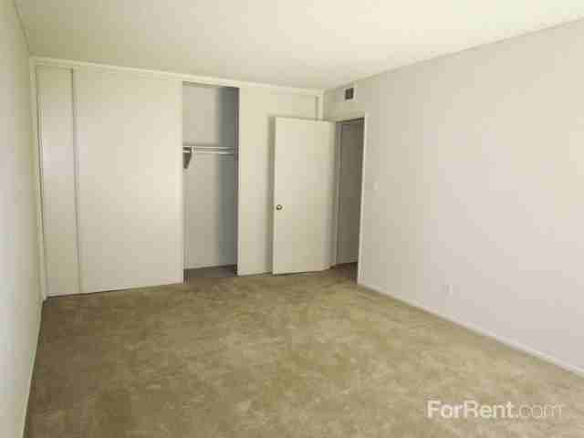 El Patio Apartments - Photo 3 of 22