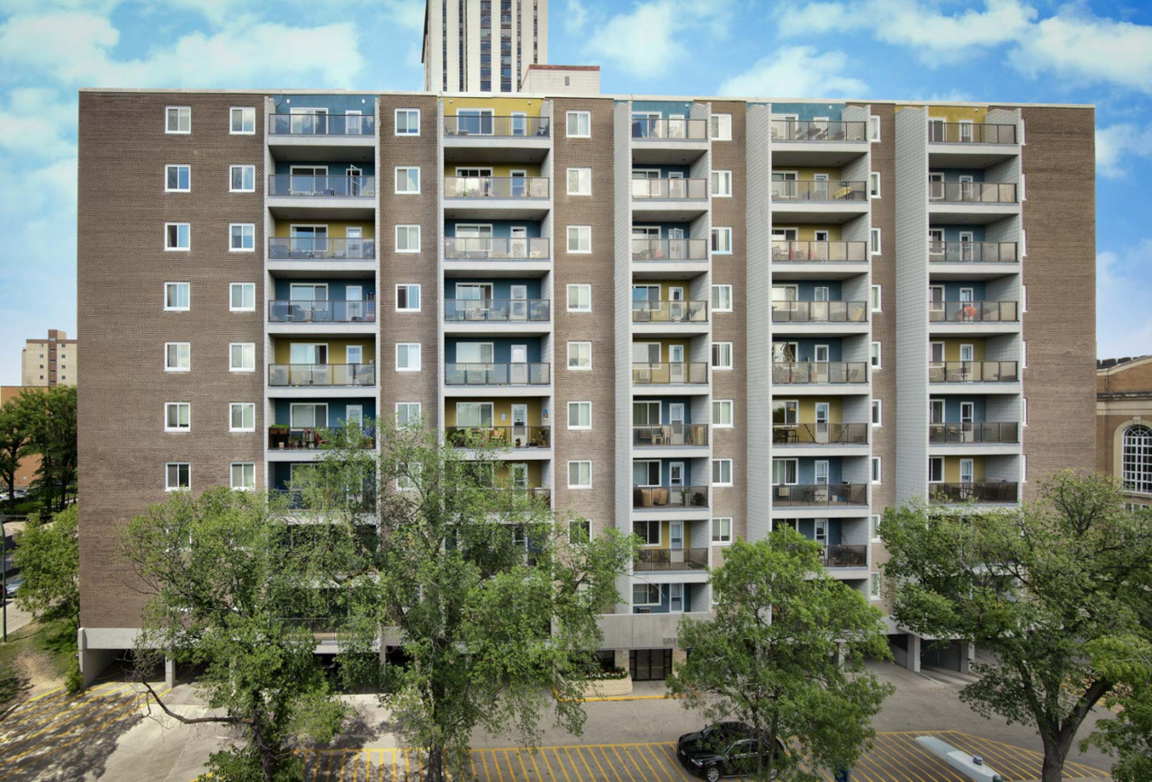 555 River Avenue #555 River - Photo 3 of 11