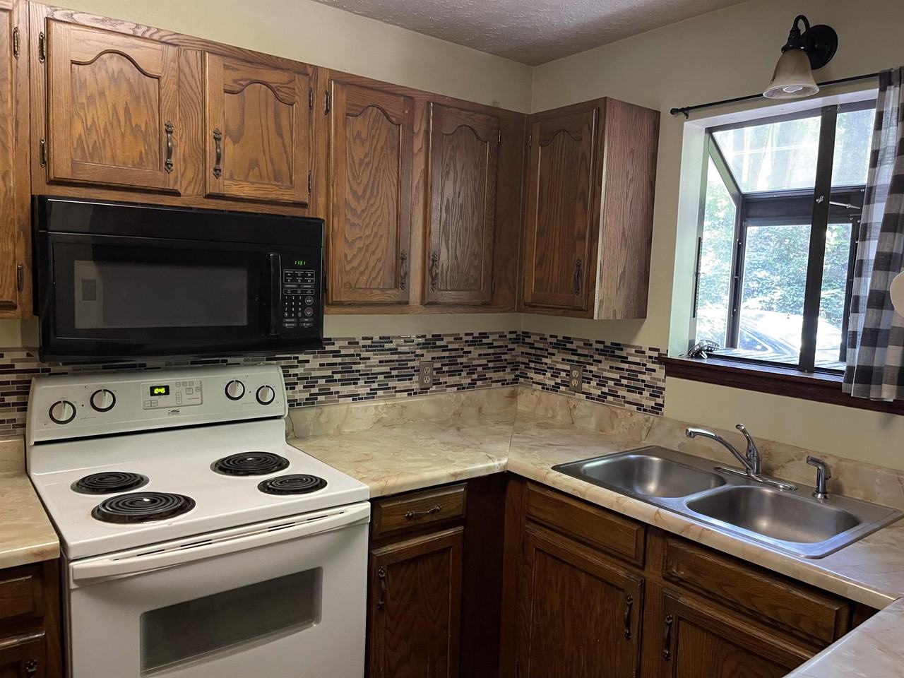 Skyland Dr Ne #2509 - Photo 3 of 10