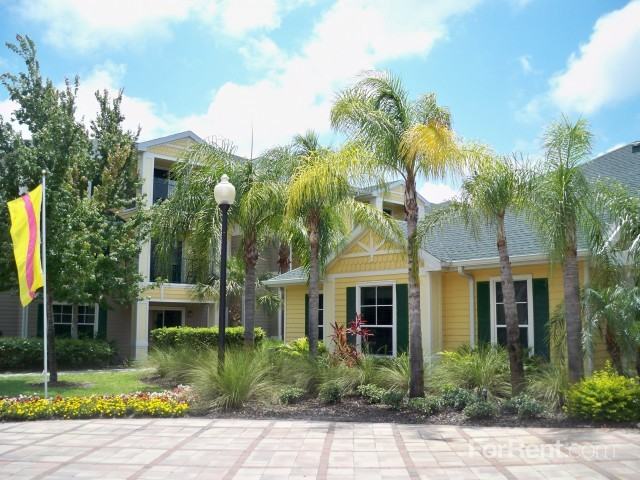 Belleair Place - Photo 3 of 8