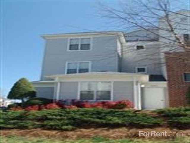 Palmetto Place - Photo 3 of 22