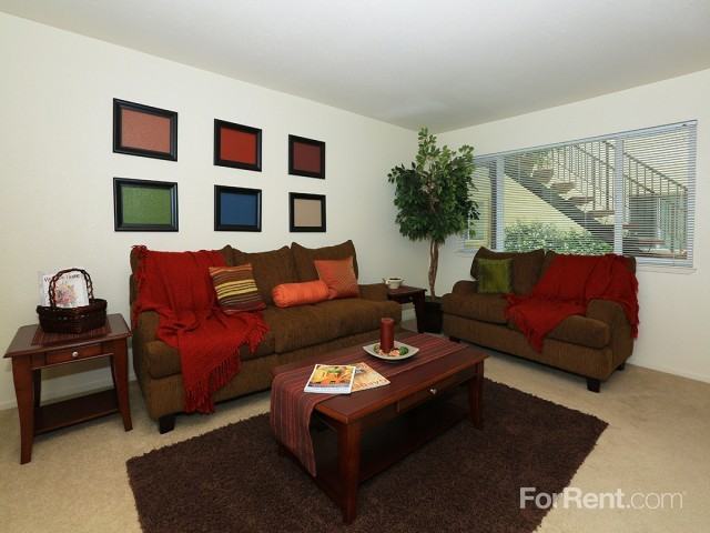 Park Sorrento - Photo 2 of 16