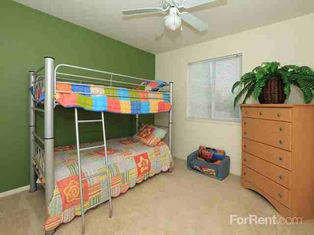 Park Sorrento - Photo 3 of 16