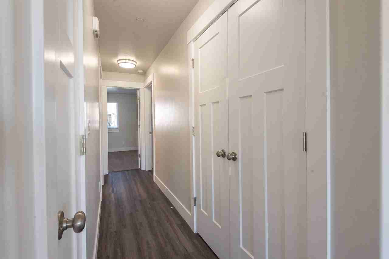 823 Nw 21st St #823 - Photo 3 of 17