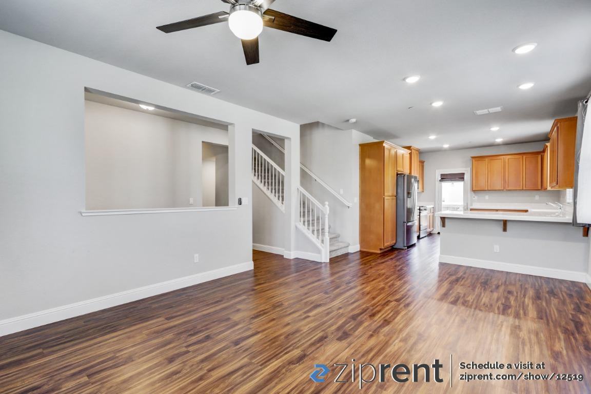 54 Huddlestone Cir - Photo 2 of 20