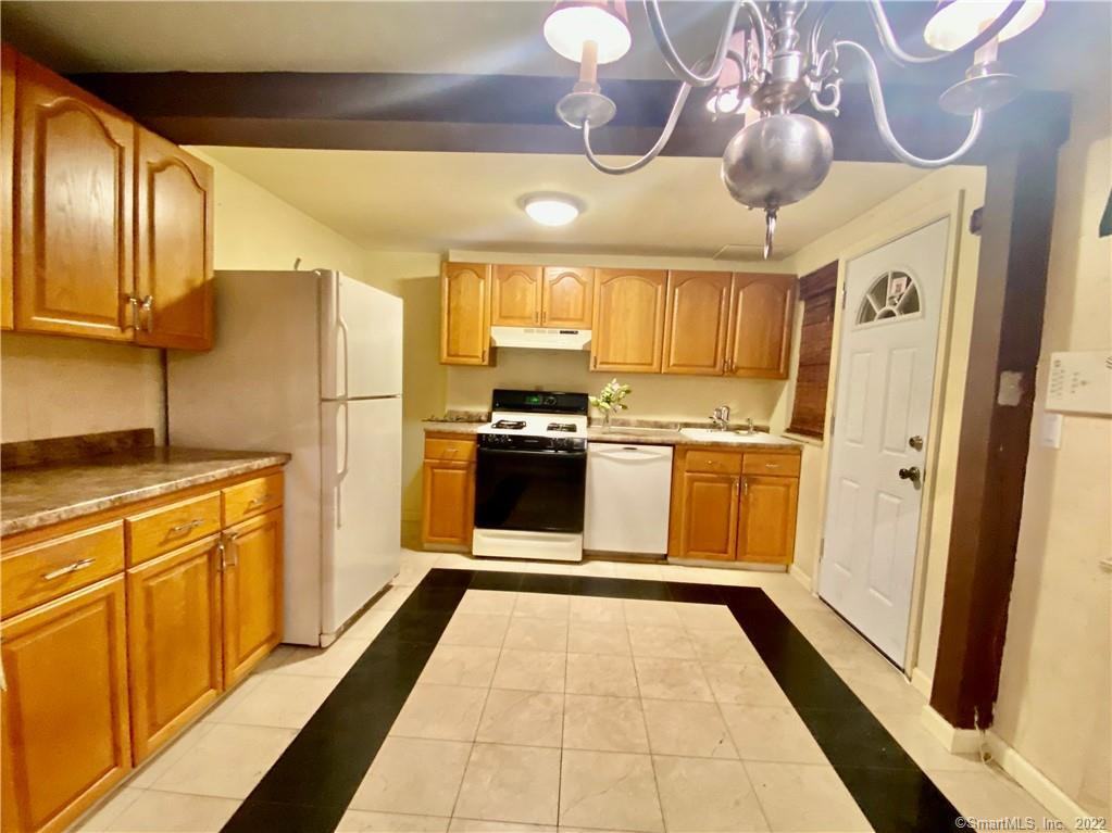 128 Virginia Ave #128 - Photo 3 of 21