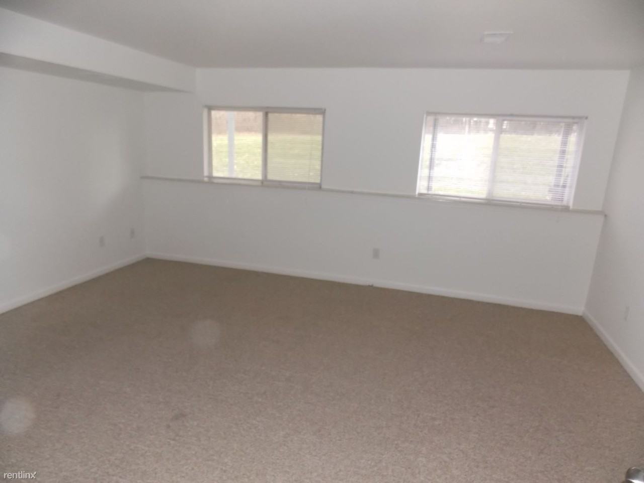 Burton East Townhomes Apartments 3800 Burton St Se, Grand Rapids, MI 49546 Zumper