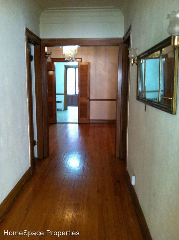 328 S. Ridgeland - Photo 2 of 4