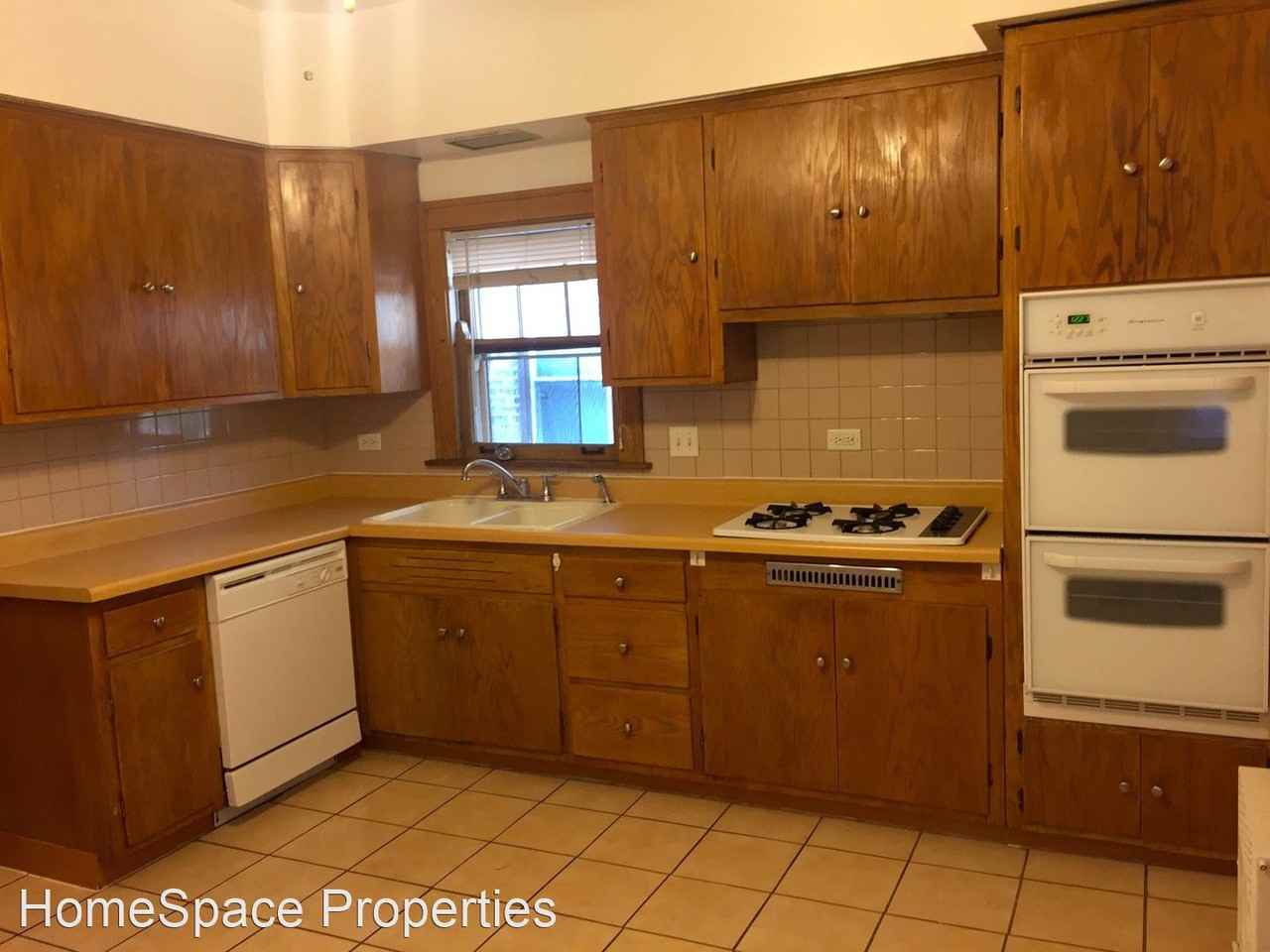 328 S. Ridgeland - Photo 3 of 4