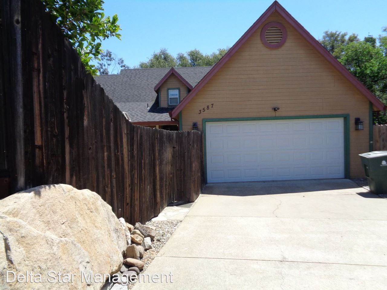 3587 Silver Ranch Ave - Photo 2 of 35