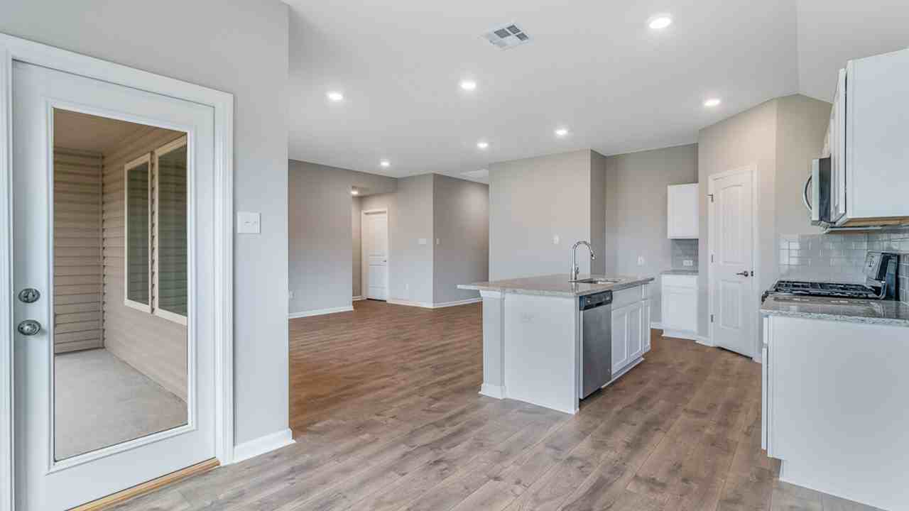 3506 Canebreak Mill Dr - Photo 2 of 5