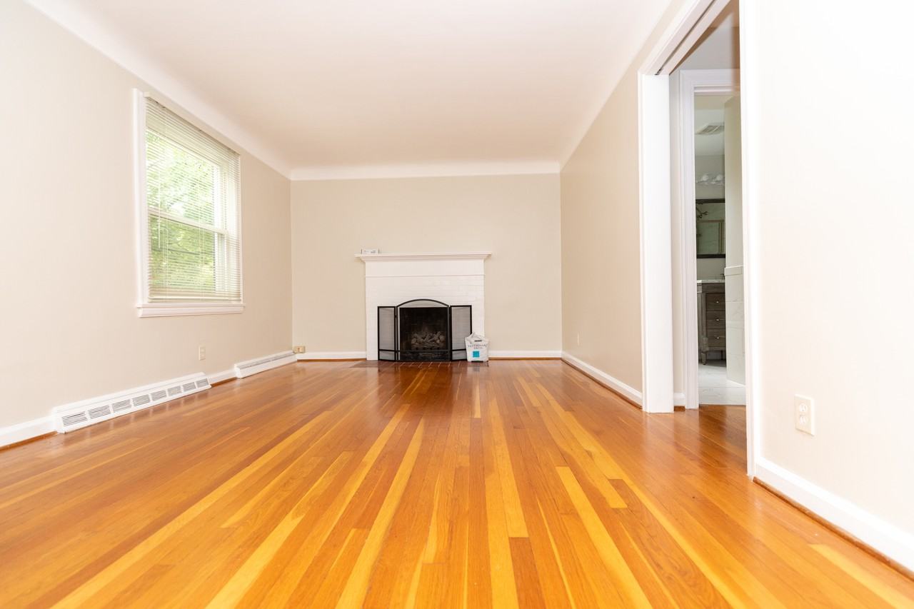 6908 Thorndike Rd - Photo 2 of 12