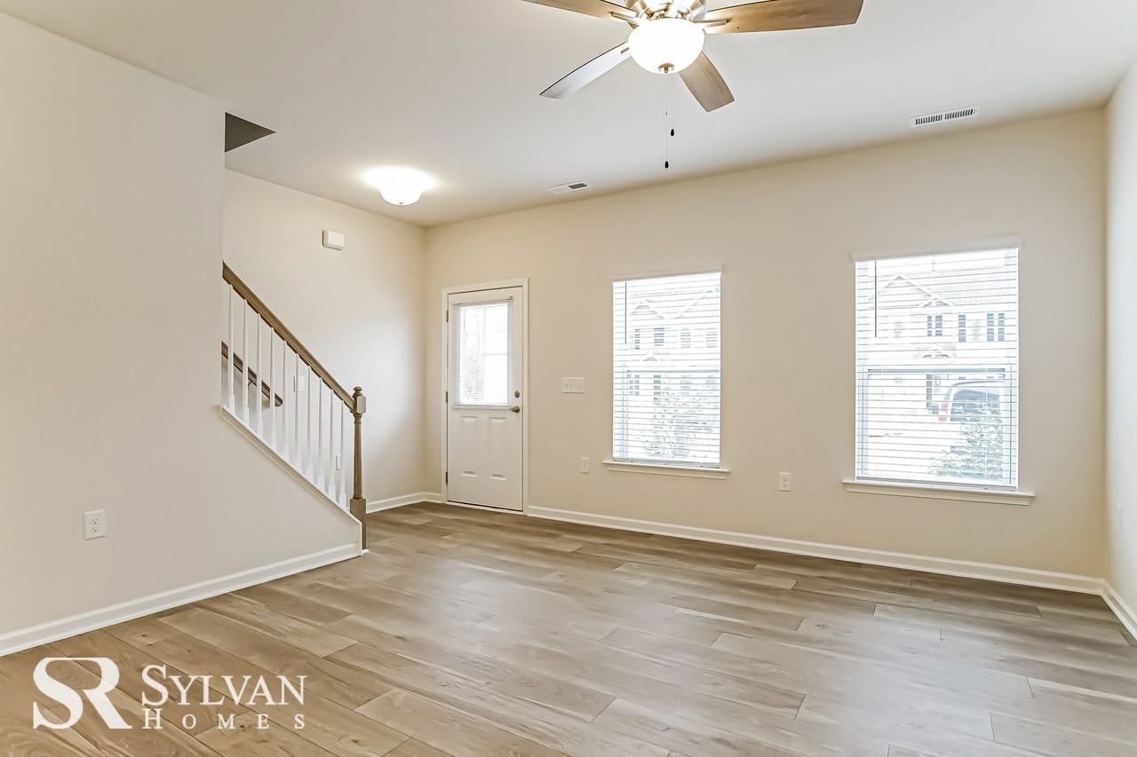 121 Boykin Ave - Photo 3 of 15