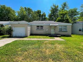 302 W Whiteside St - Photo 1 of 1