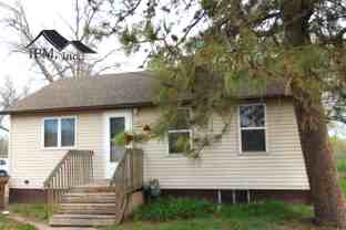 1711 1st Ave Se - Photo 1 of 1