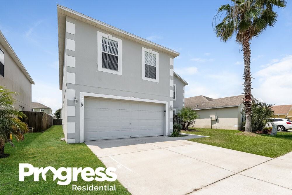 1182 Kittansett Ln - Photo 2 of 25