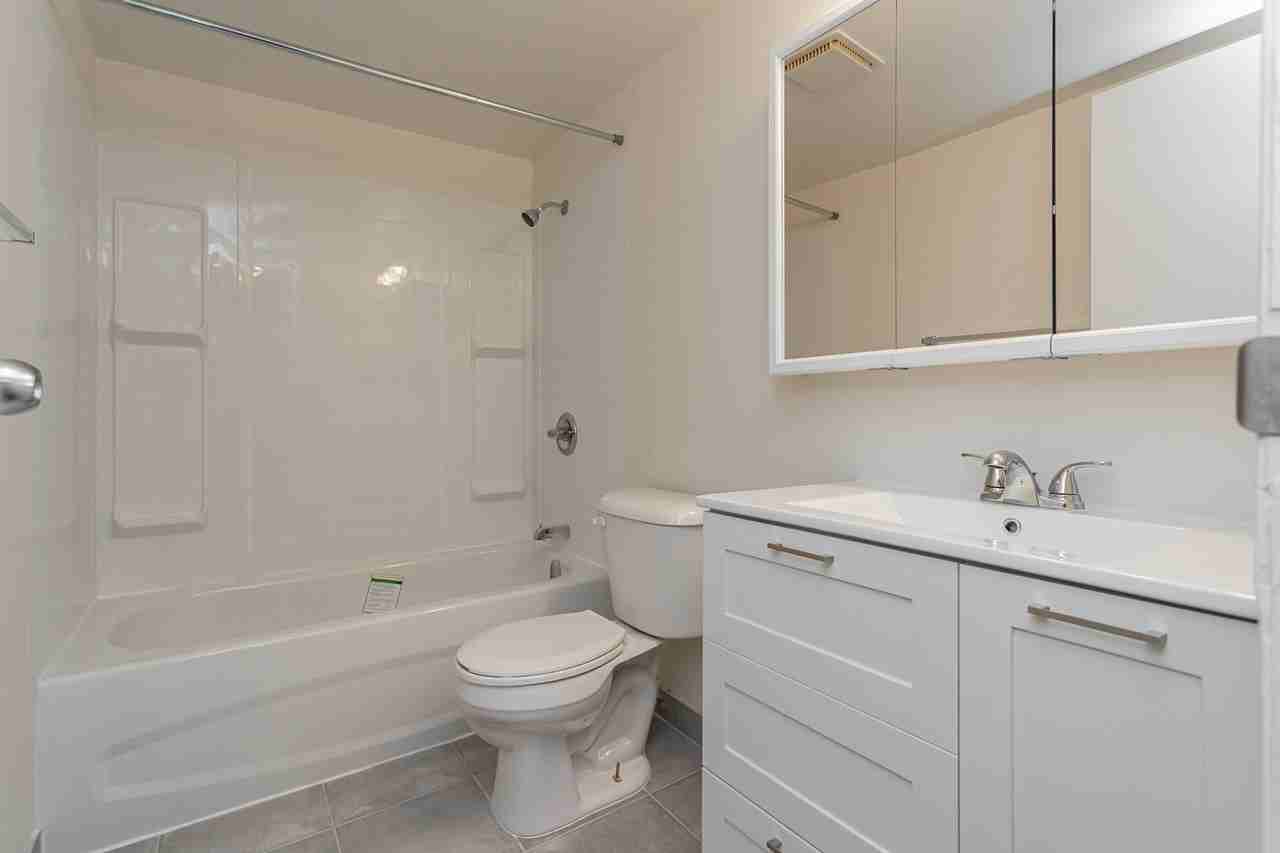 Blue Mountain Apartments - Photo 2 of 9