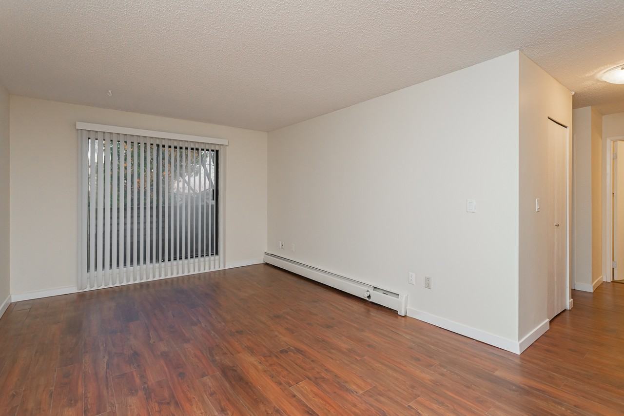 Blue Mountain Apartments - Photo 3 of 9