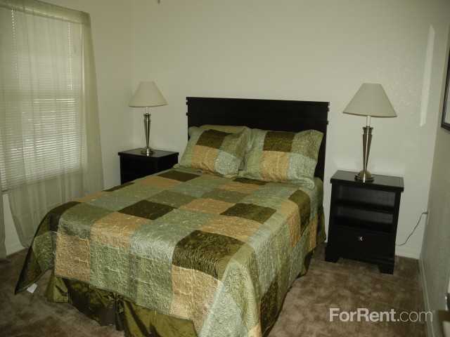 Laurel Oaks - Photo 3 of 16