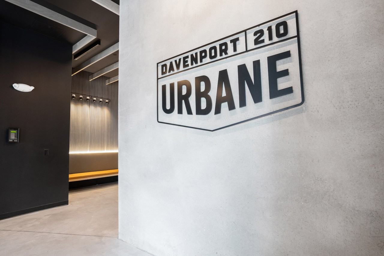 Urbane 210 - Photo 7 of 24