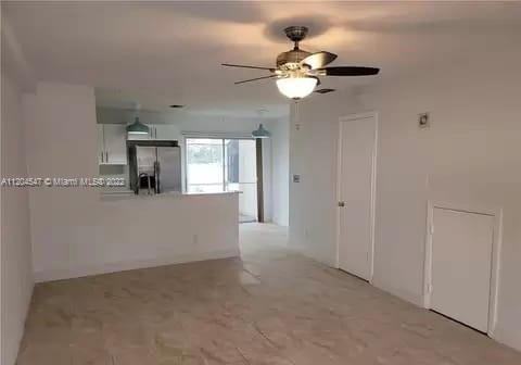 2828 Edgehill Lane - Photo 2 of 7