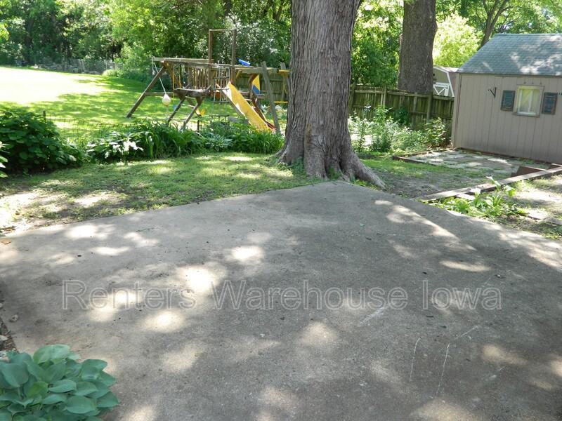 1145 65th St - Photo 3 of 14