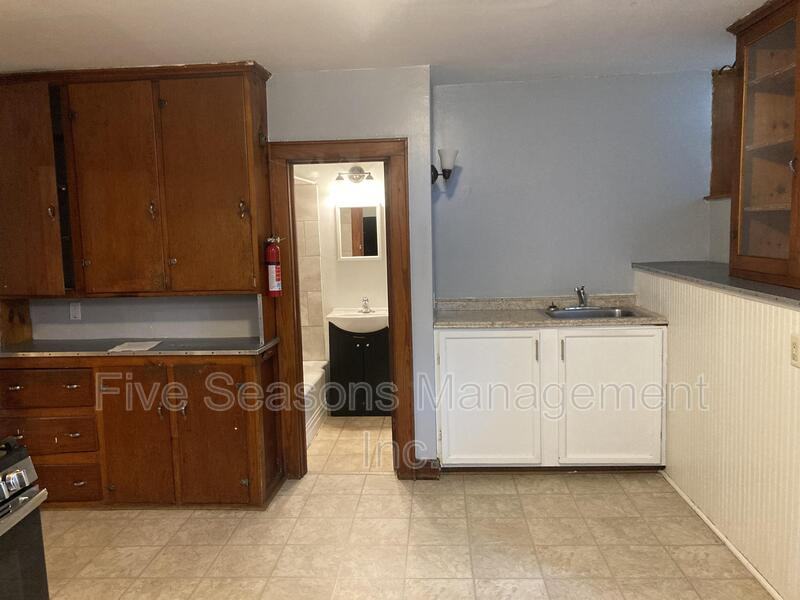 9 Chase Street - Photo 7 of 13