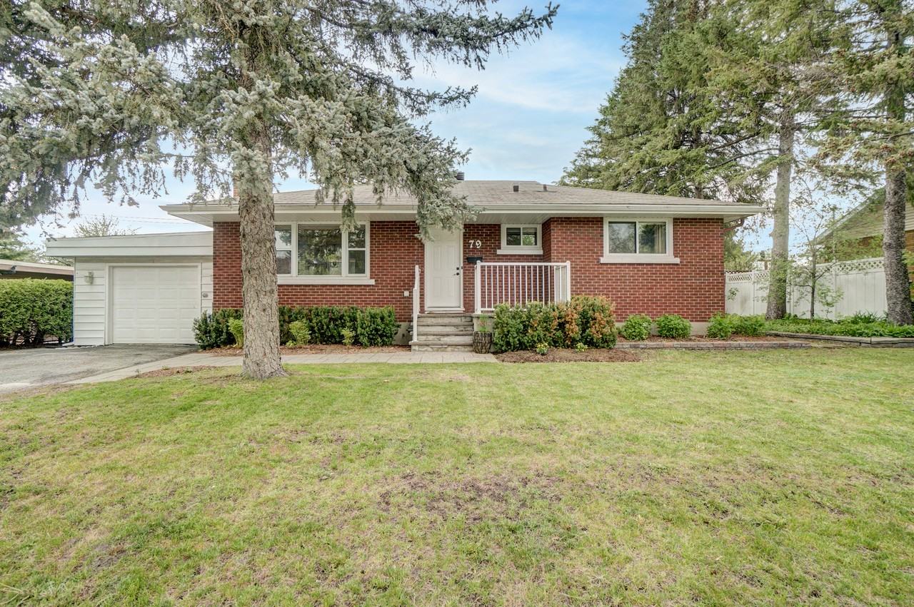 79 Meadowlands Drive West - Photo 2 of 29