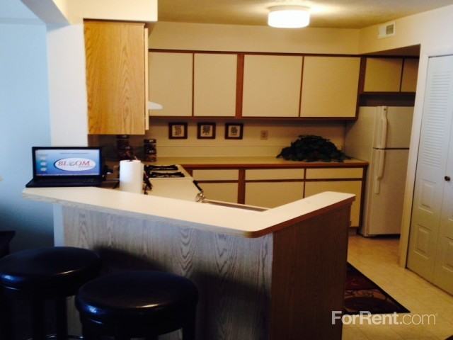 Pine Knoll Apartments - Photo 2 of 25