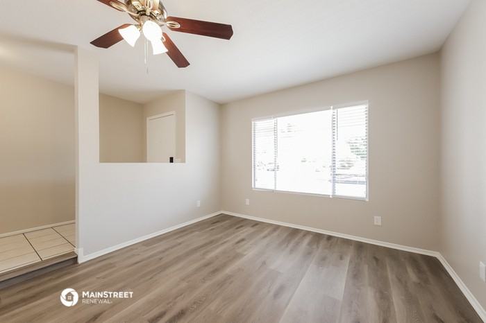 5813 W Mary Jane Ln - Photo 3 of 16