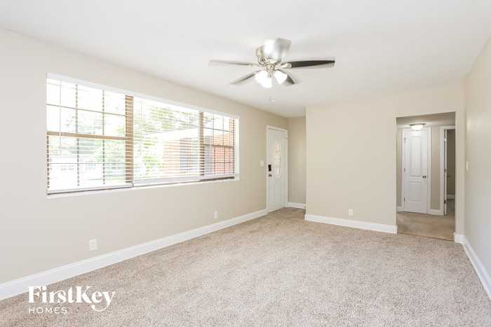 6641 Pine Summit Dr - Photo 3 of 15