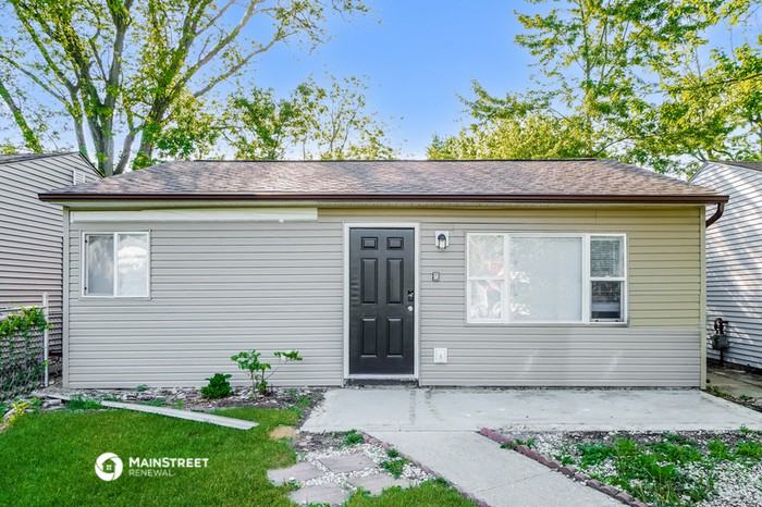 2302 Bancroft St - Photo 2 of 16