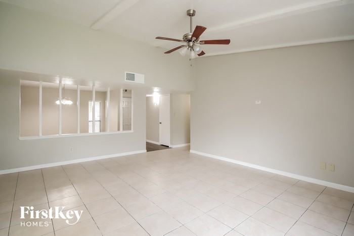 7326 La Mesa Dr - Photo 2 of 15