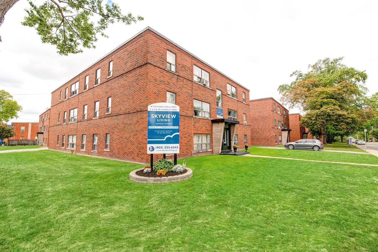 Lamoreaux Gardens Apartments 47 Strathcona Ave N, Hamilton, ON L8R
