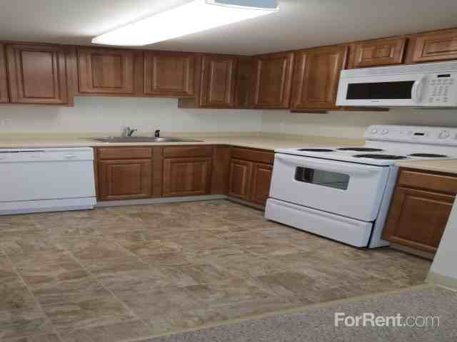 Olde Derby Village - Photo 2 of 20