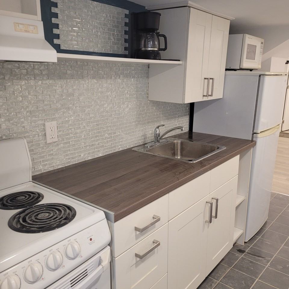 145 Lippincott Street - Photo 2 of 8