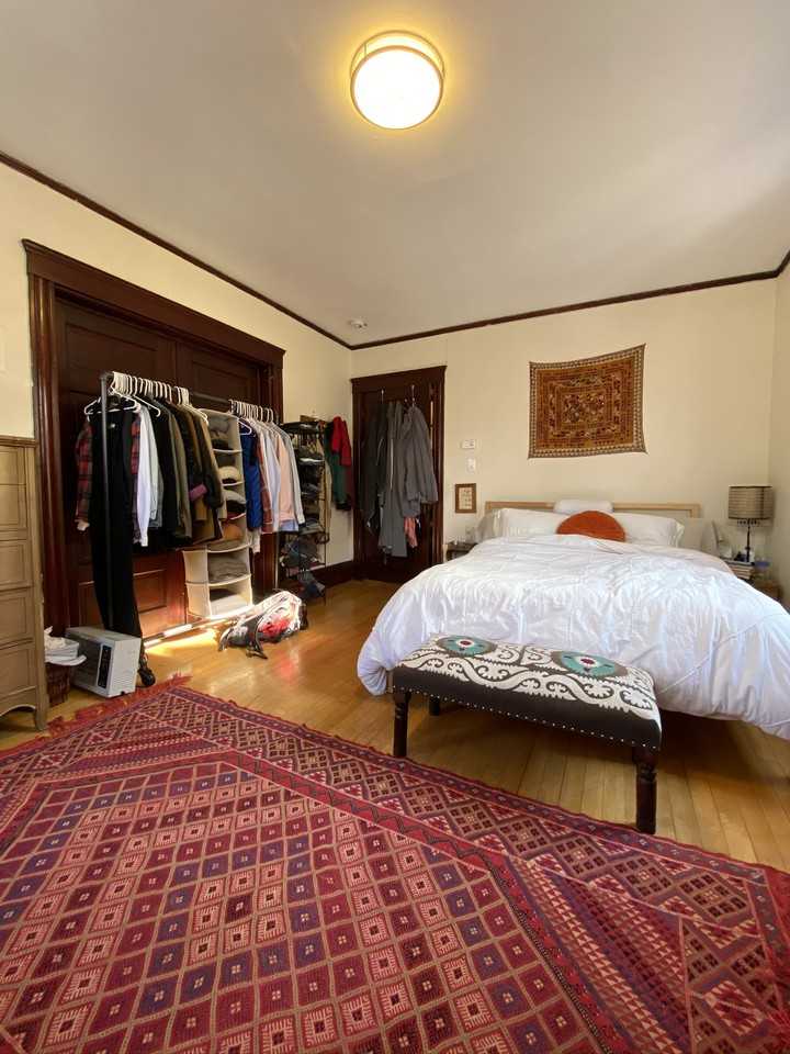 Fairfield Street #2R - Photo 2 of 8