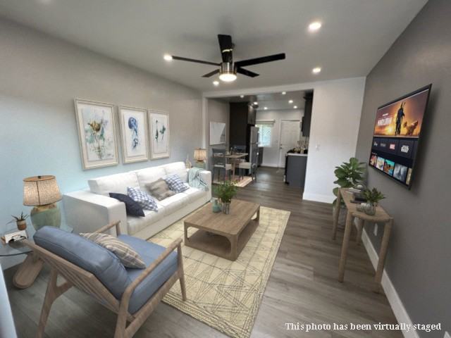 1658 Cable Street - Photo 2 of 16