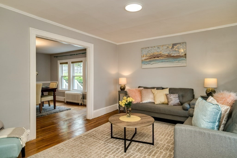 8 Sylvia St - Photo 2 of 10
