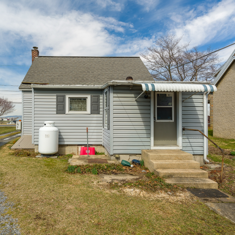 488 E Main St - Photo 3 of 15