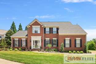 6744 North Creekwood Drive - Photo 1 of 1