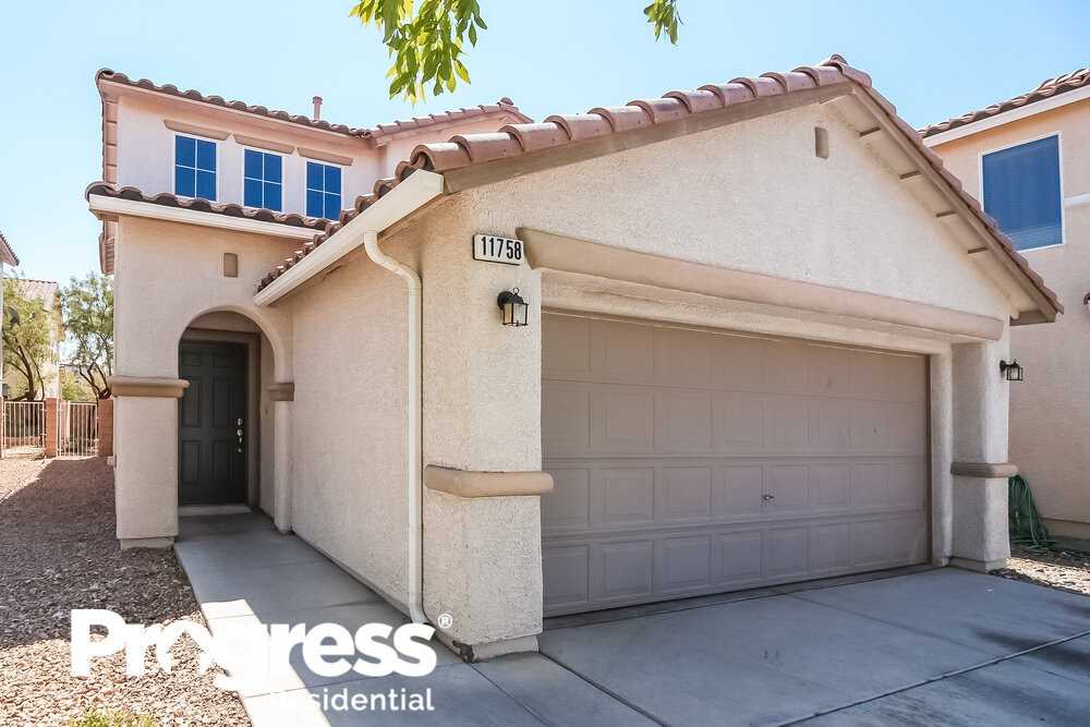 11758 Bergamo Ct - Photo 2 of 16