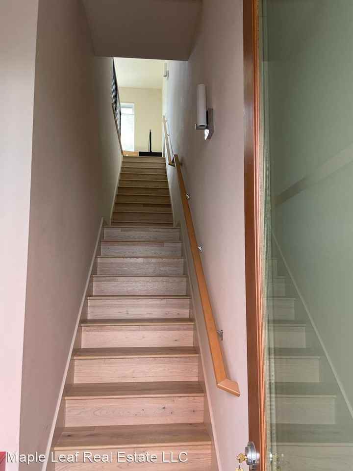 3830 California Ave Sw - Photo 2 of 23